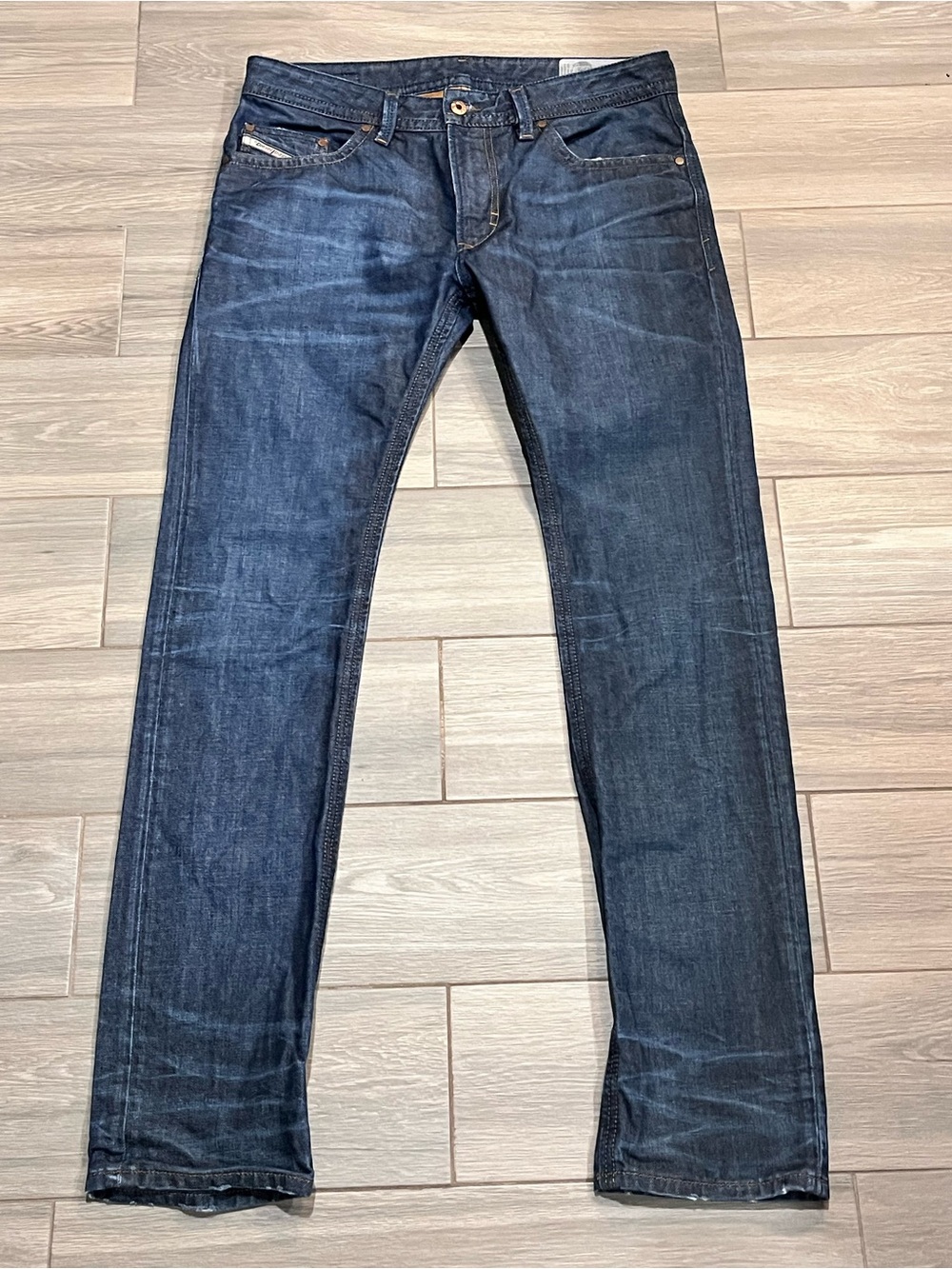 Diesel Jeans Thavar 0857I Slim Skinny Sz 31x32 washed out whiskered Denim